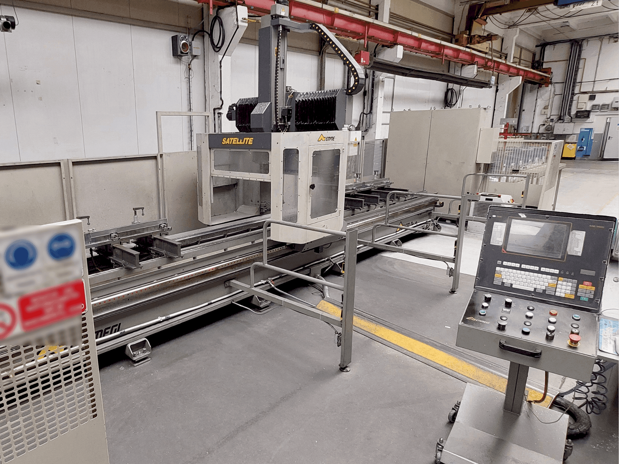 Prikaz stroja Emmegi Satellite TU6.5 sprijeda