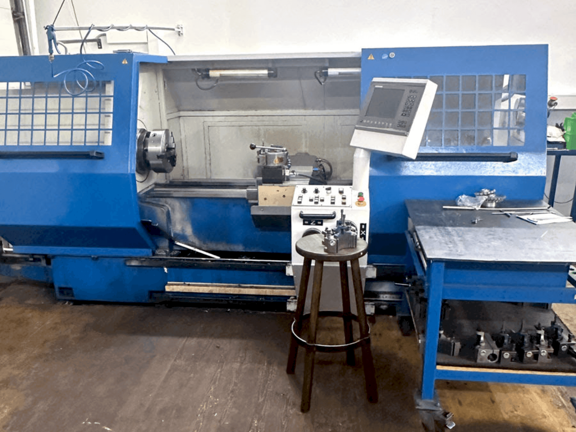 Prikaz  stroja VOJUS Sotos 500/1500/CS  sprijeda