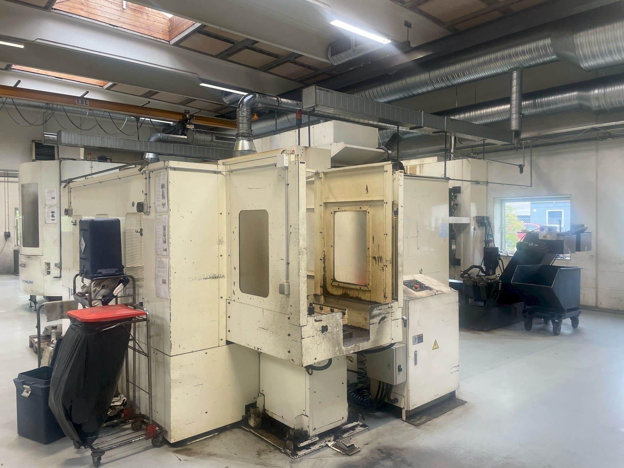 Prikaz stroja Niigata SPN 50 sprijeda