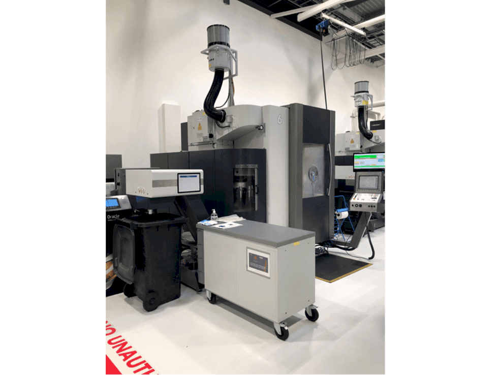 Prikaz stroja DECKEL MAHO DMU 50 linear sprijeda