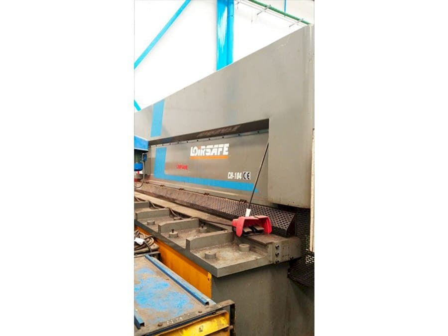 Prikaz  stroja Loire Safe CH-104  sprijeda