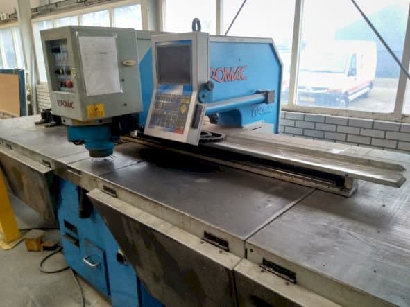 Prikaz stroja Euromac CX 1000/30 sprijeda