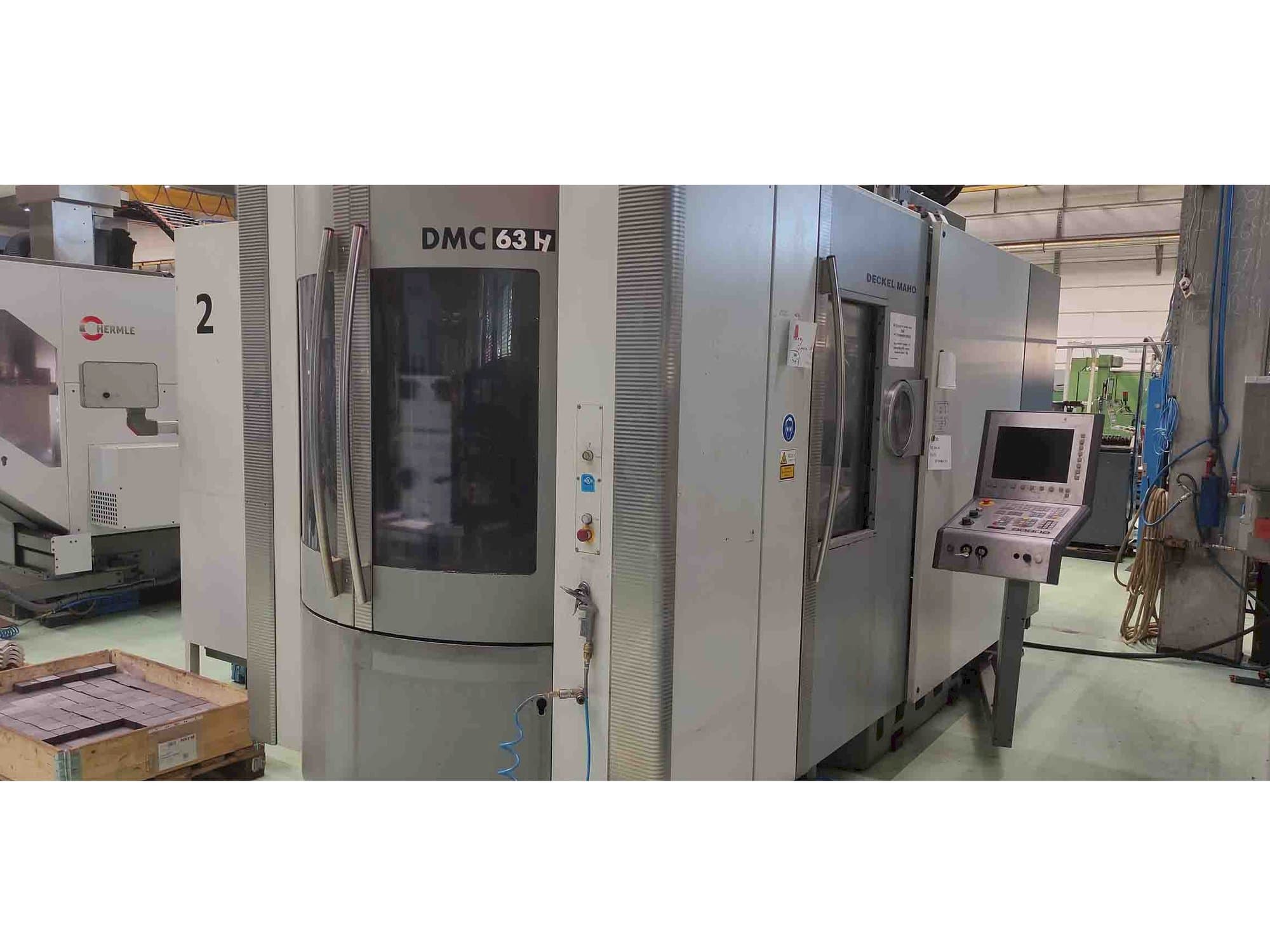 Prikaz stroja DMG DMC63H sprijeda