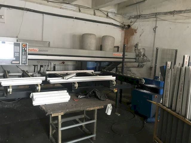 Prikaz stroja Elumatec SBZ 608 sprijeda