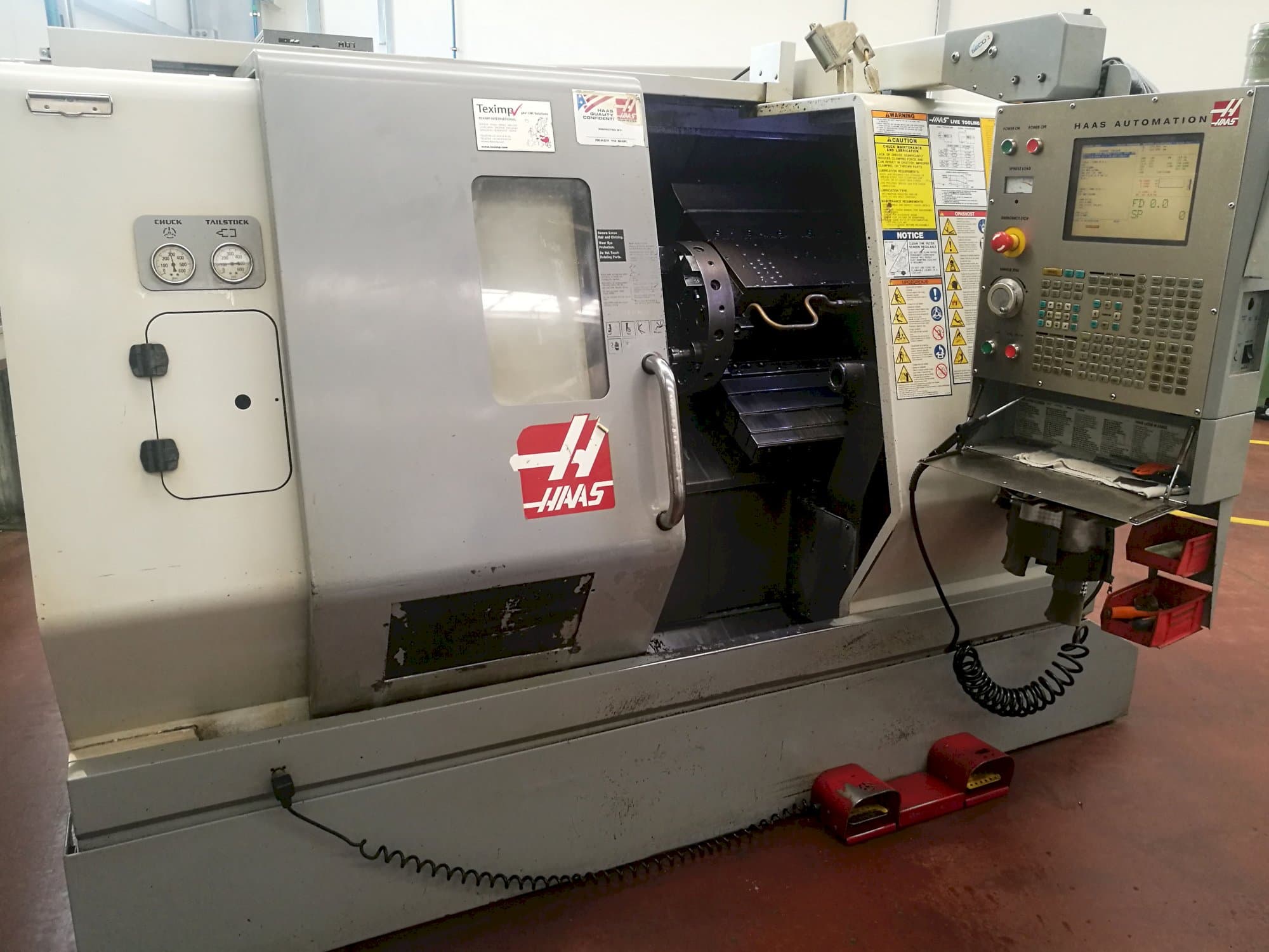 Prikaz stroja HAAS SL-20THE slijeva