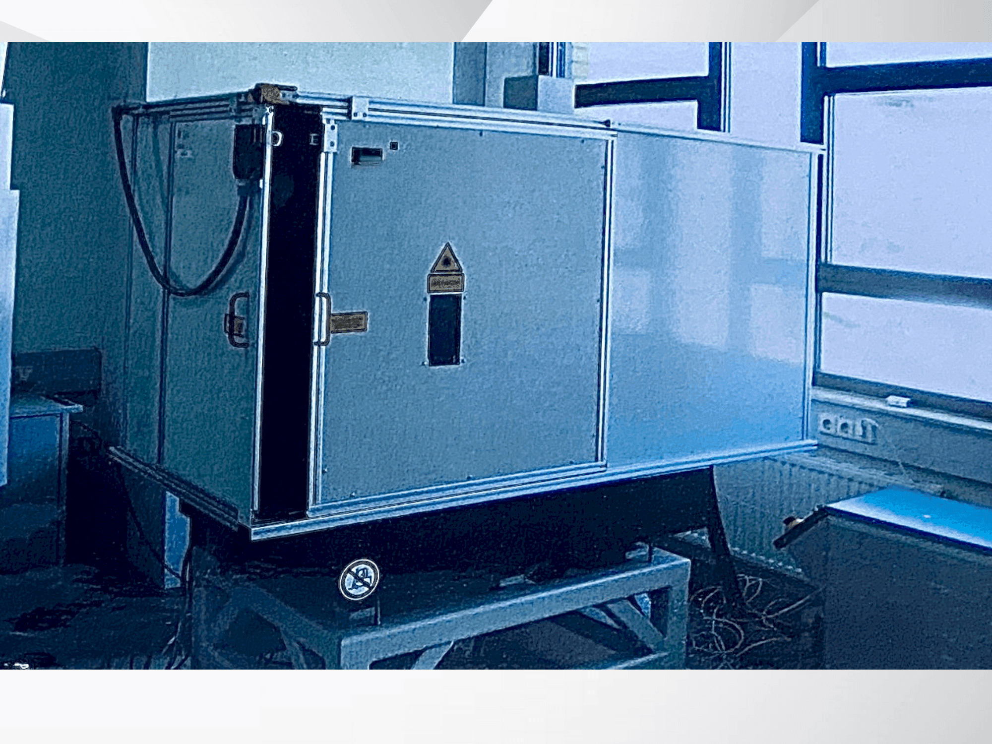 Prikaz stroja LASAG KLS 246 CL60 sprijeda