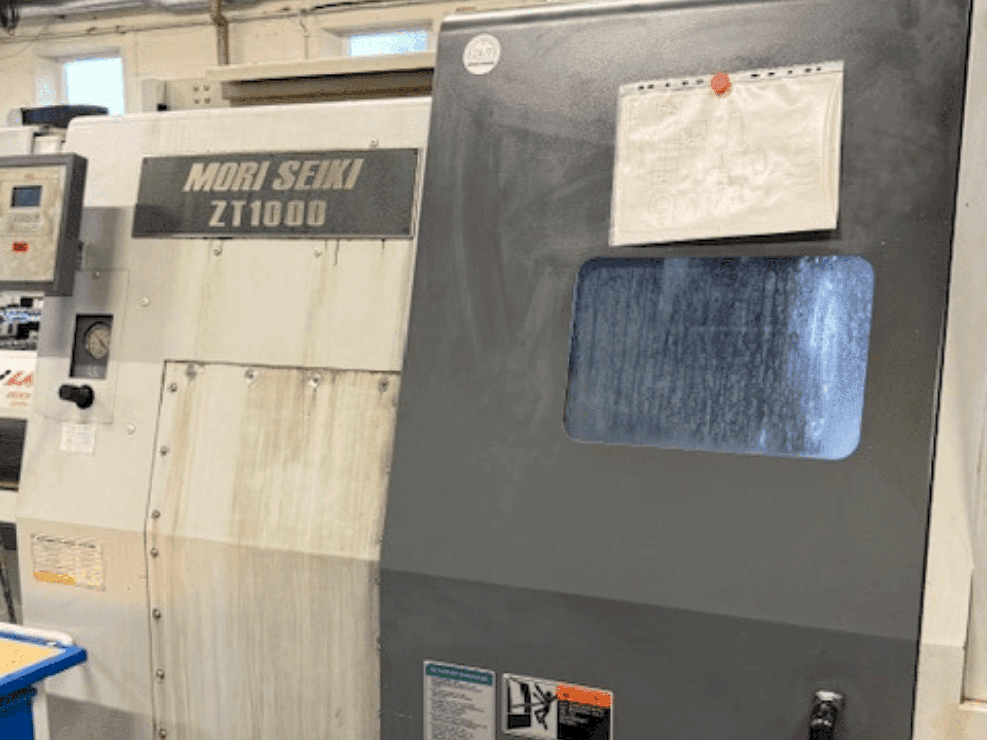 Prikaz stroja MORI SEIKI ZT1000Y sprijeda