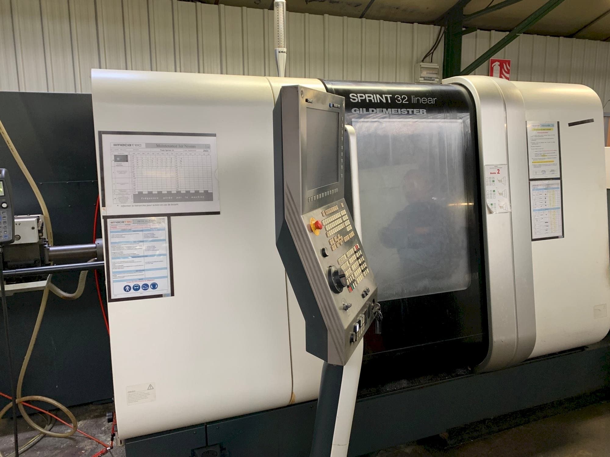 Prikaz stroja DMG SPRINT 32 linear sprijeda