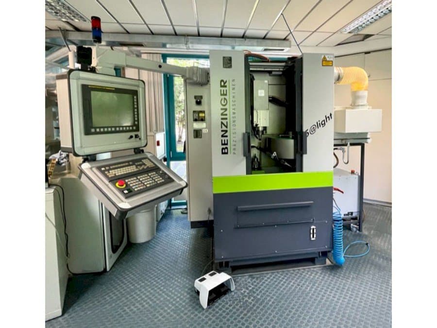 Prikaz  stroja Benzinger 5@light  sprijeda