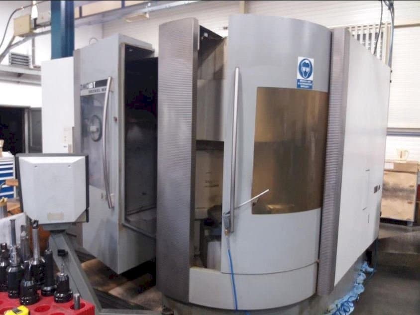 Prikaz stroja DECKEL MAHO DMC 60T sprijeda