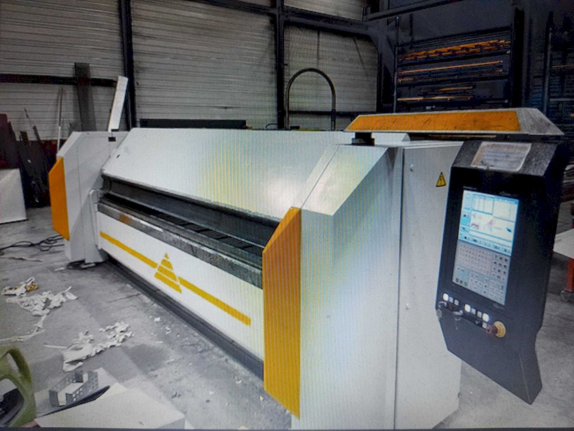 Prikaz stroja RAS 73.40 flexibend sprijeda