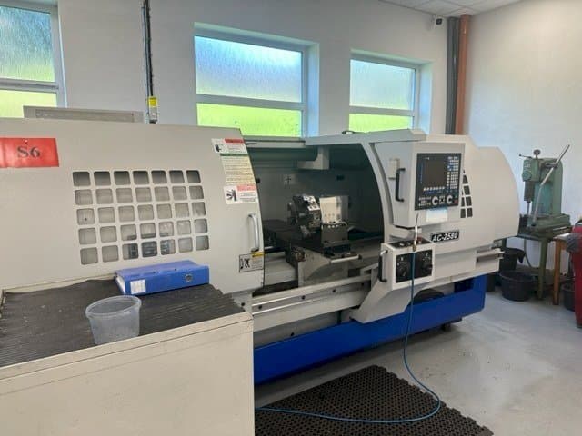 Prikaz stroja MASCUT AC-2580 sprijeda