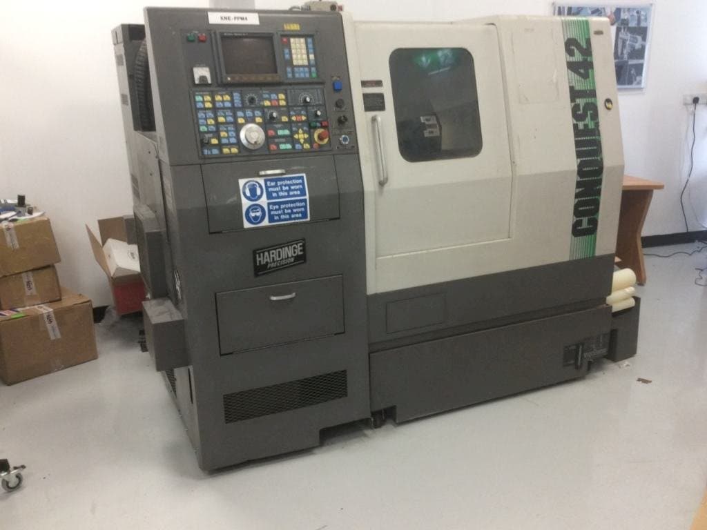 Prikaz stroja Hardinge Conquest 42 sprijeda