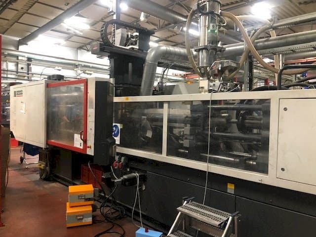 Prikaz stroja FERROMATIK MILACRON K320 sprijeda