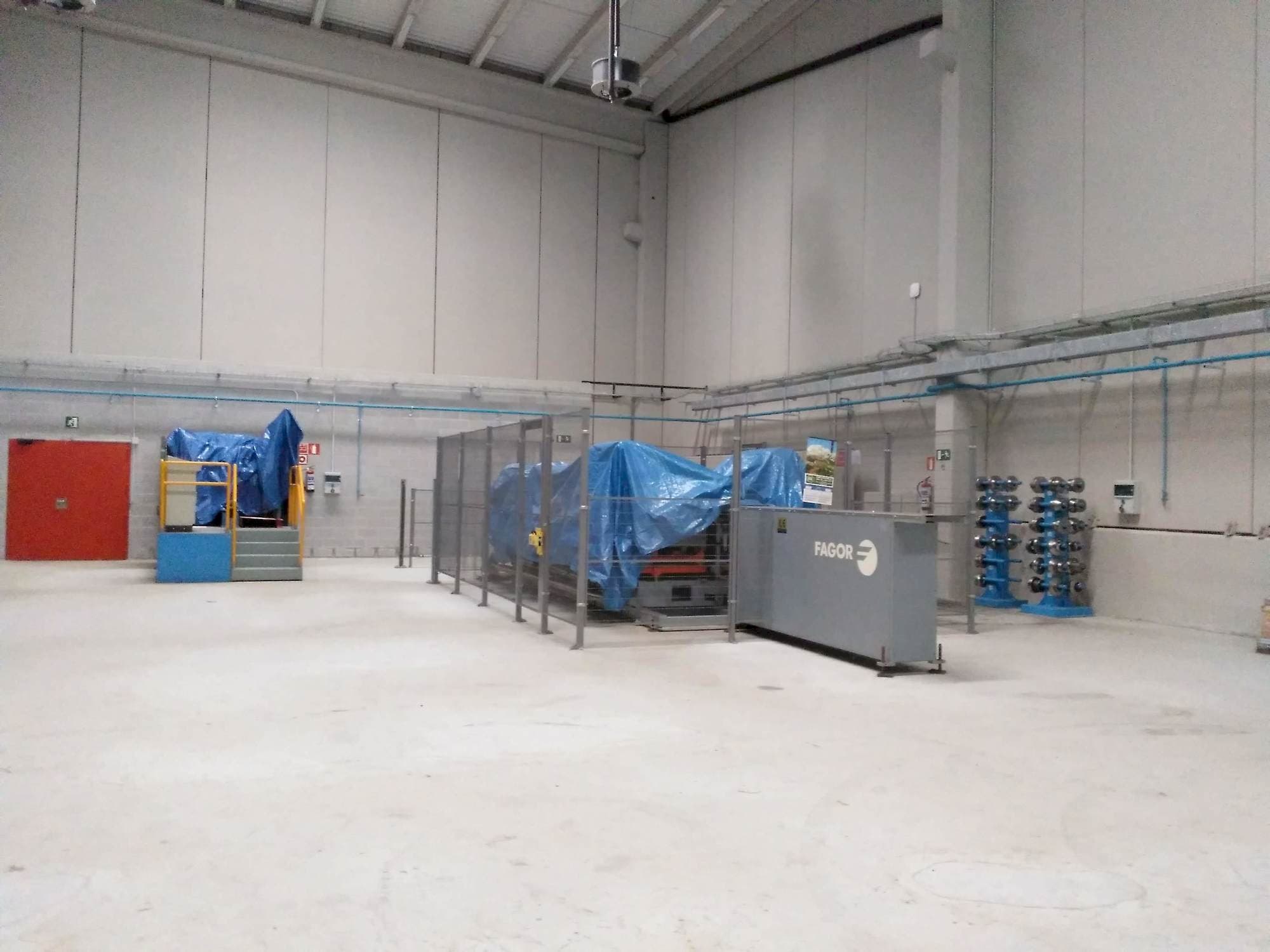 Prikaz  stroja Fagor									   sprijeda