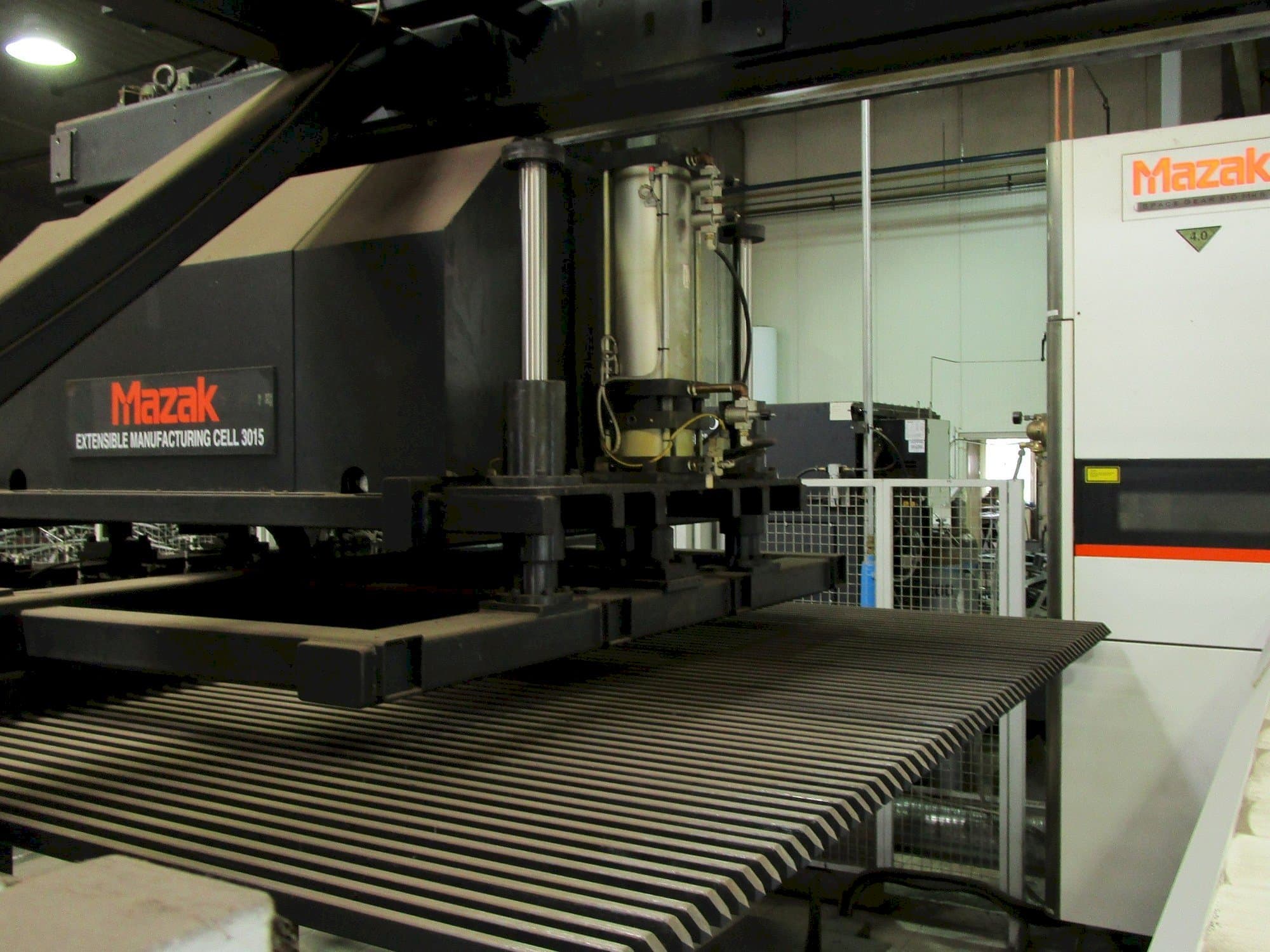 Prikaz stroja Mazak Space Gear 510 MKII 4kW sprijeda