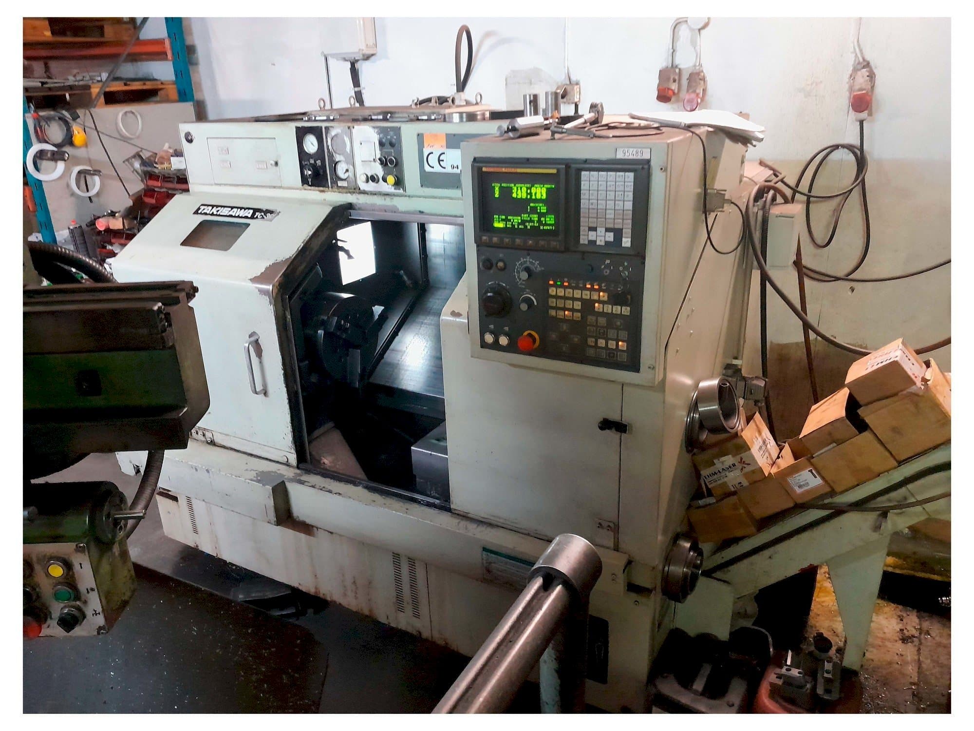 Prikaz stroja Takisawa TC-30 sprijeda