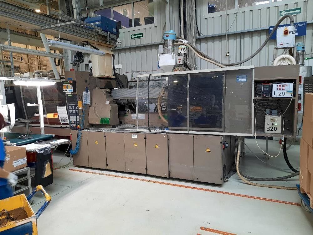 Prikaz stroja ENGEL ES 2550/400HL sprijeda