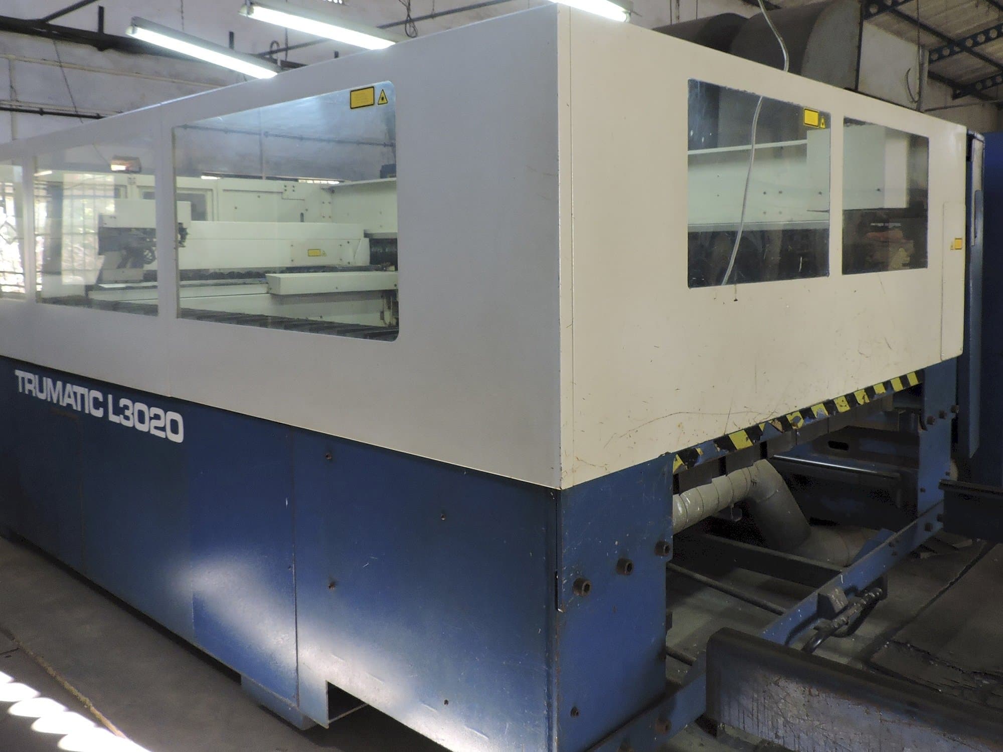 Prikaz stroja Trumpf Trumatic L3020 zdesna