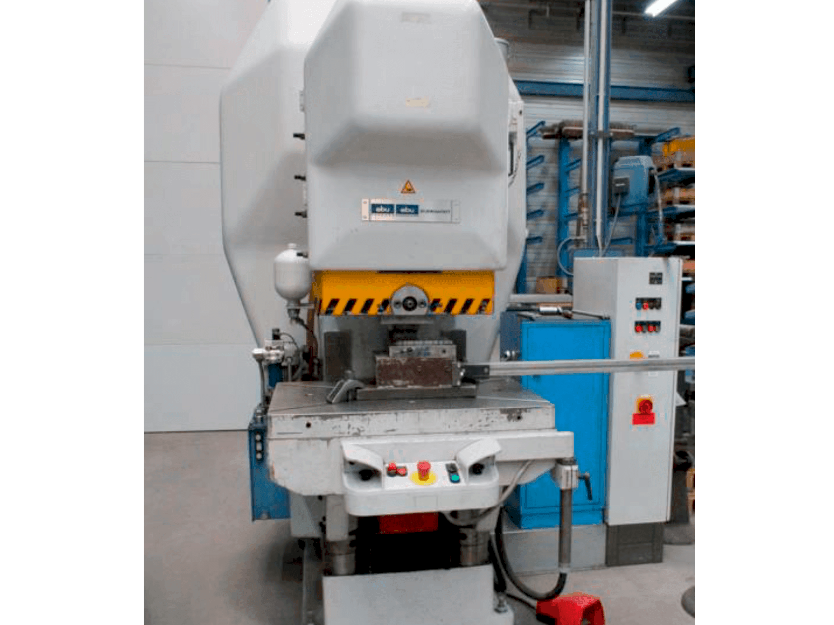 Prikaz stroja Ebu H 80 RiV sprijeda