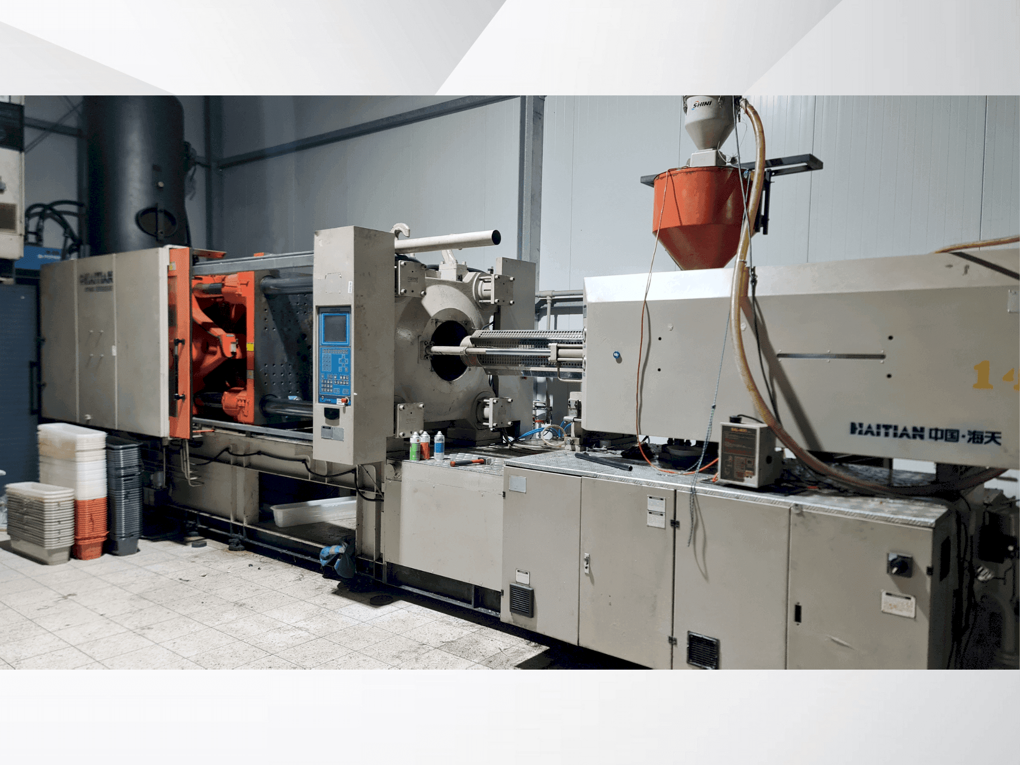 Prikaz  stroja HAITIAN 2006  sprijeda