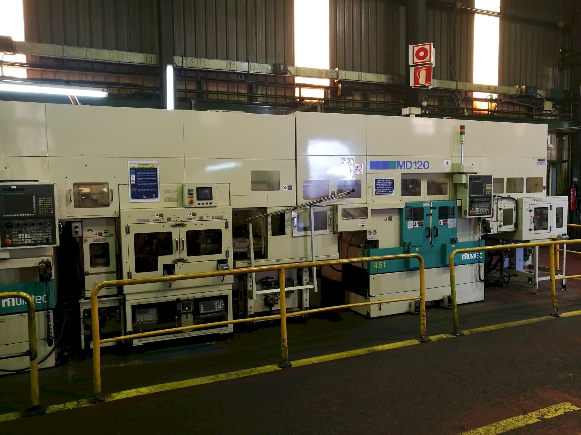 Prikaz stroja Muratec MD120 sprijeda