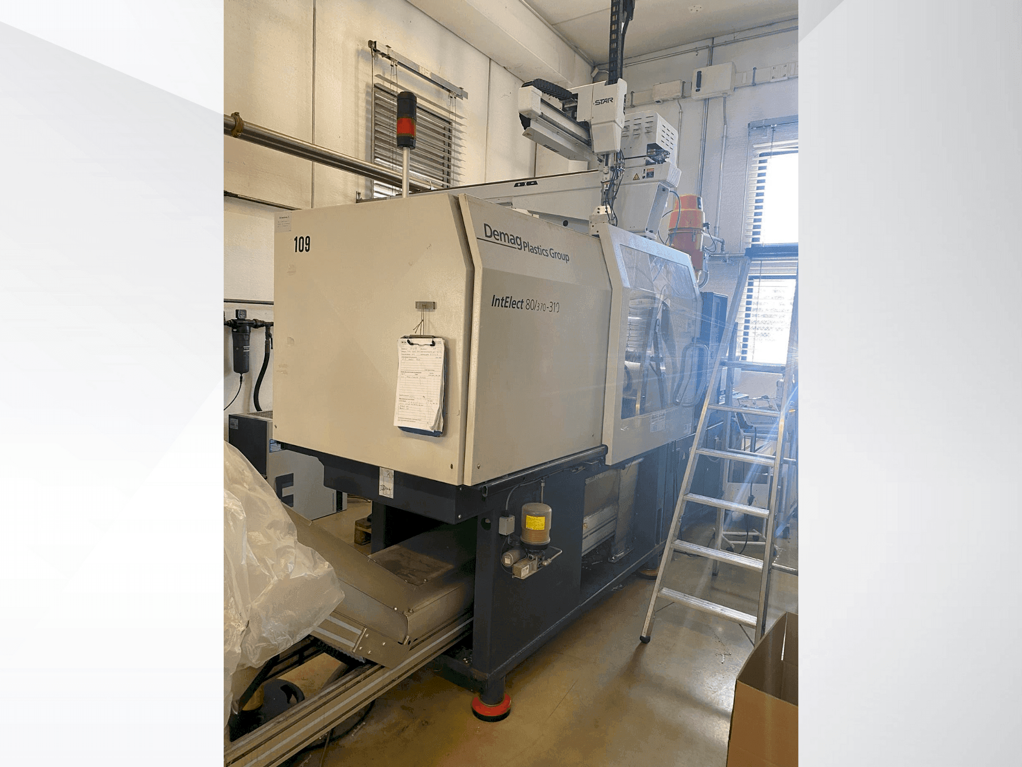 Prikaz  stroja DEMAG IntetElect 80/370-310  sprijeda