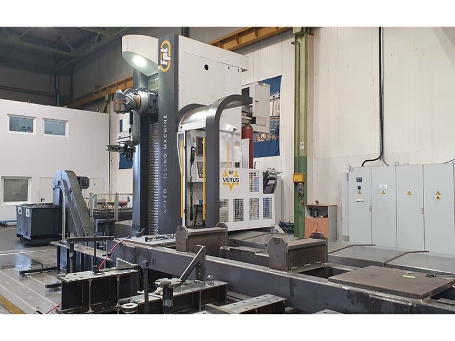 Prikaz stroja FPT VERUS sprijeda