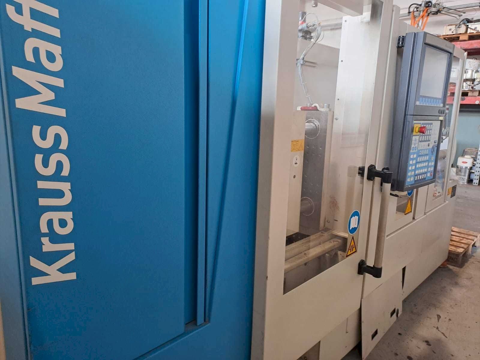 Prikaz stroja Krauss Maffei 35-180CX sprijeda