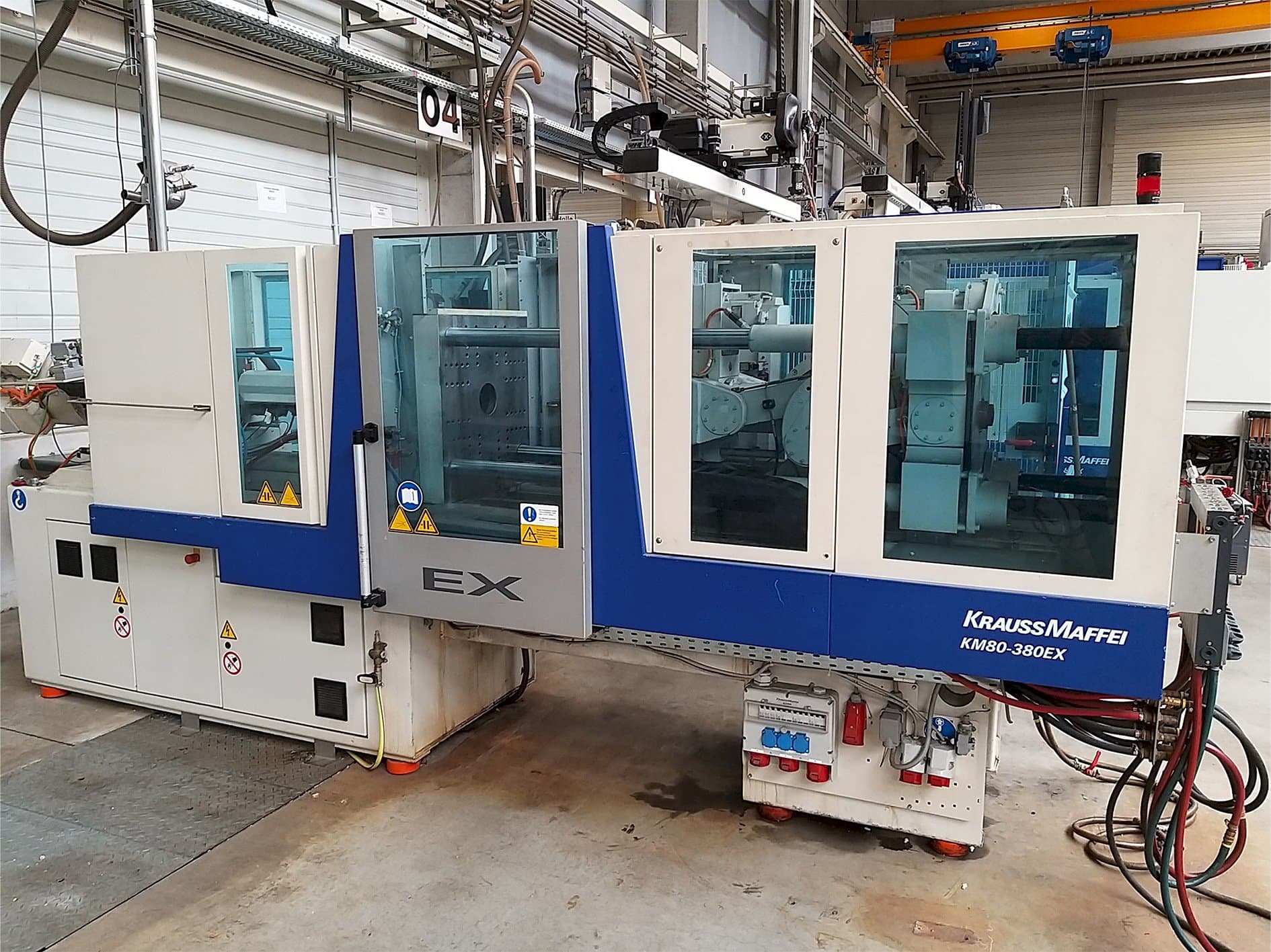 Prikaz stroja Krauss Maffei 80-380 Ex sprijeda