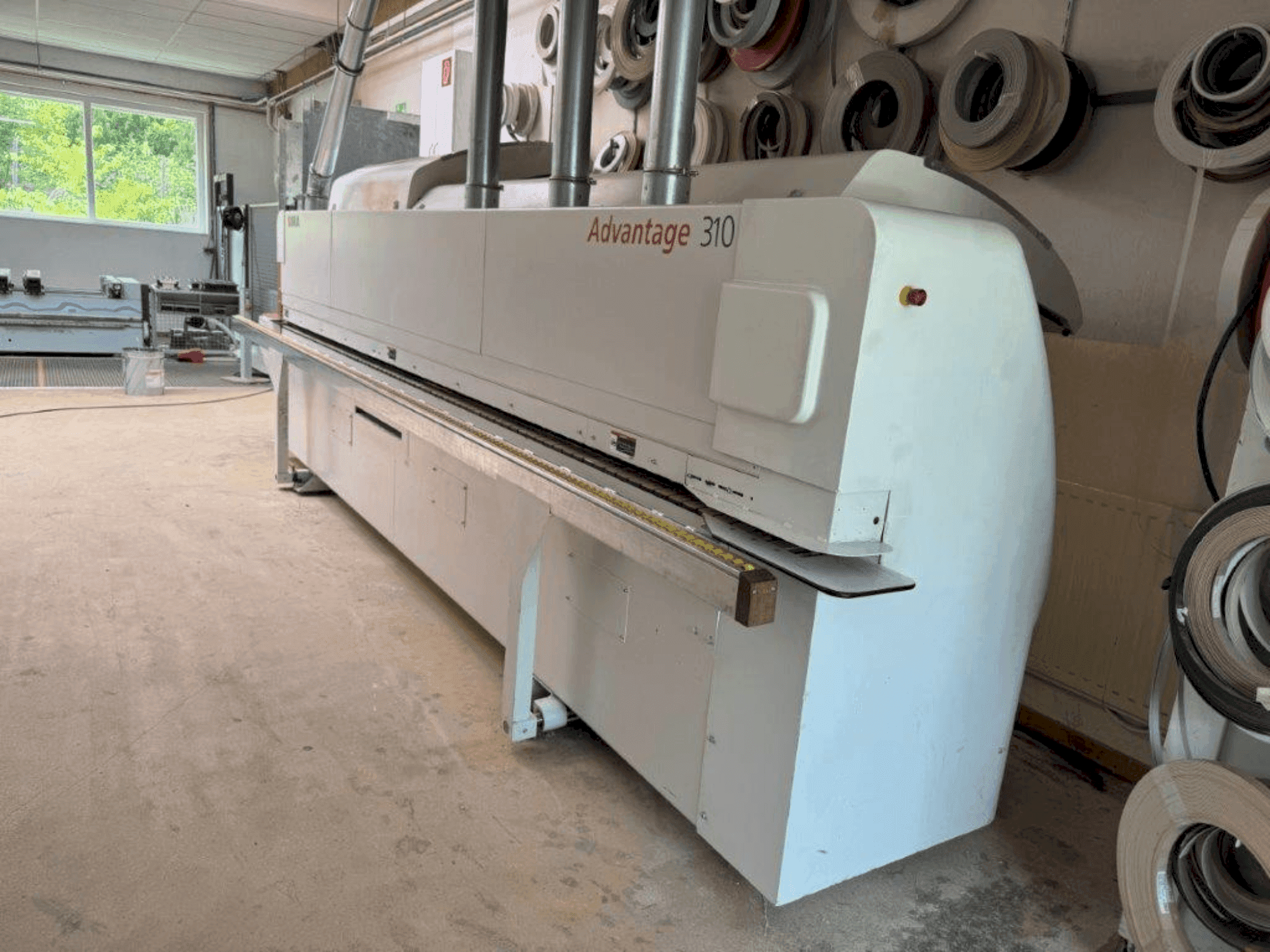 Prikaz  stroja IMA ADVANTAGE 310  sprijeda