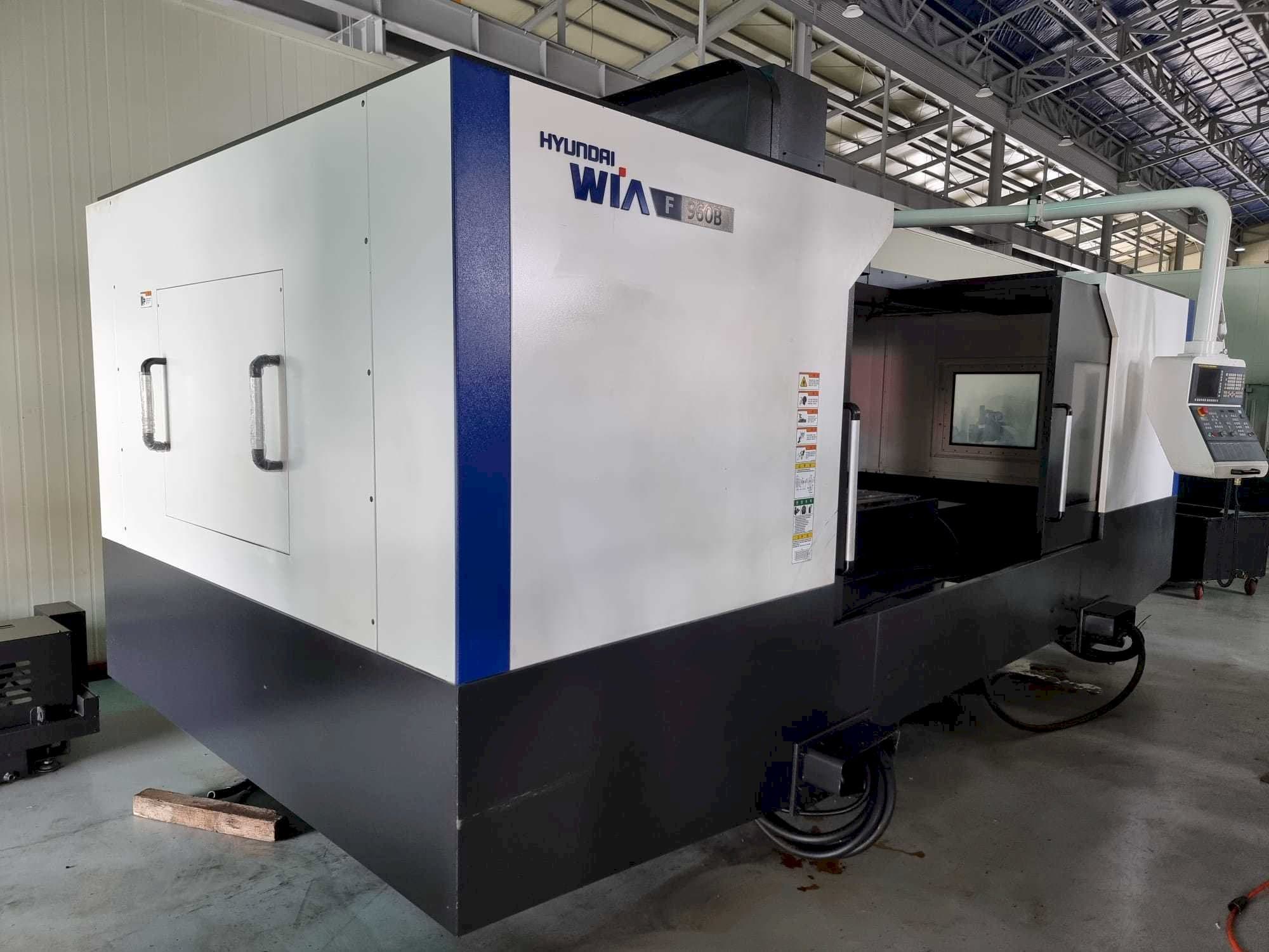 Prikaz stroja Hyundai Wia F960B sprijeda