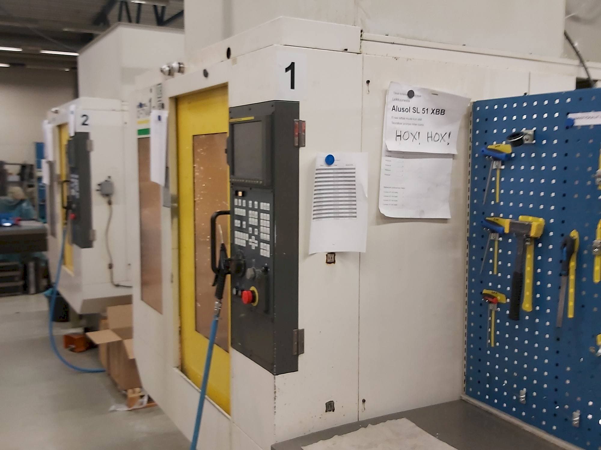 Prikaz  stroja FANUC Robodrill alfa-T14iA  sprijeda