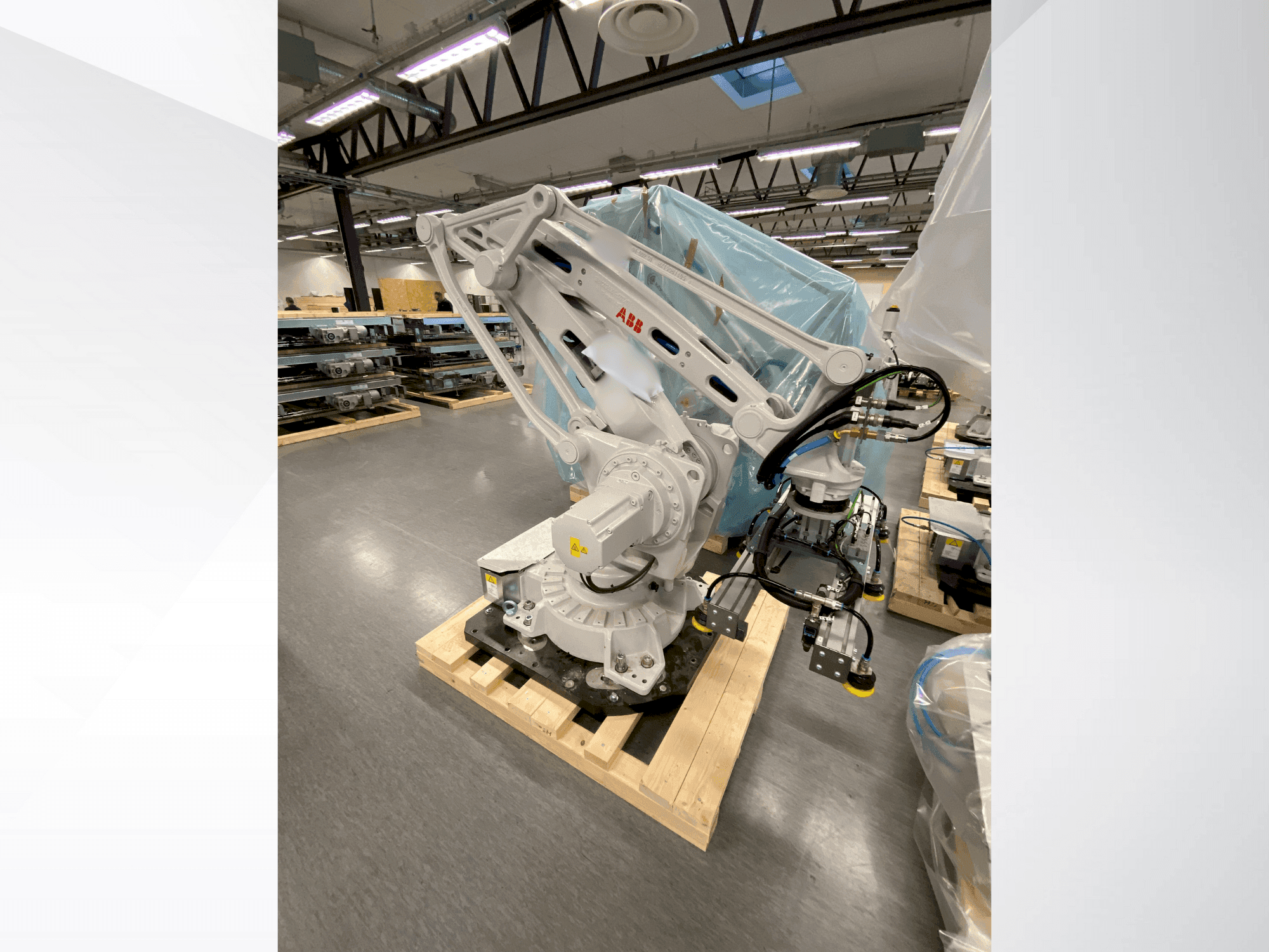 Prikaz  stroja ABB IRB 460-110/2.4  sprijeda