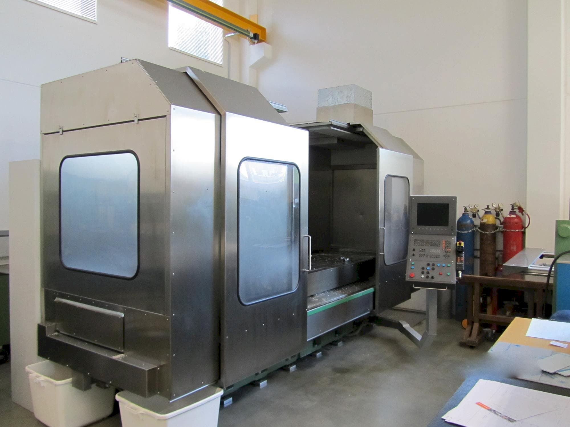 Prikaz stroja Zayer BF2200 sprijeda