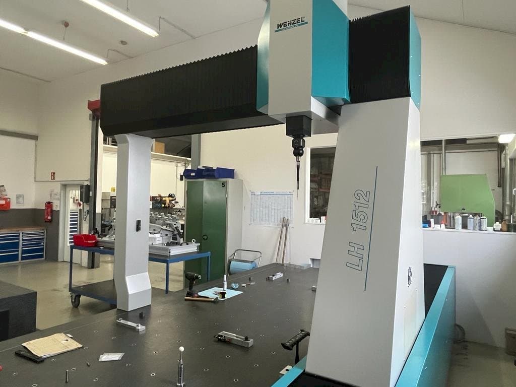 Prikaz stroja Wenzel LH 1512 sprijeda