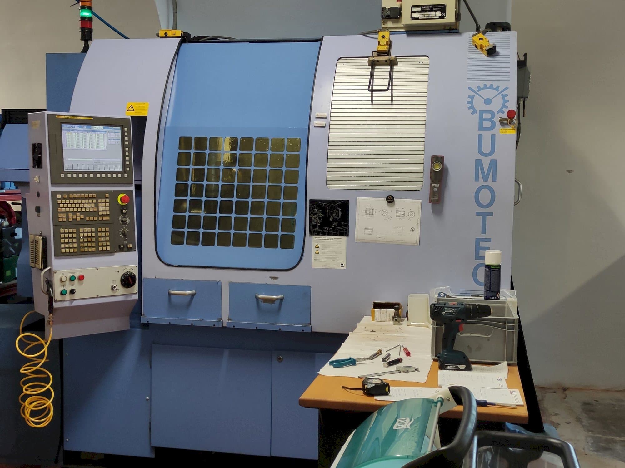 Prikaz stroja Bumotec S-192FT sprijeda