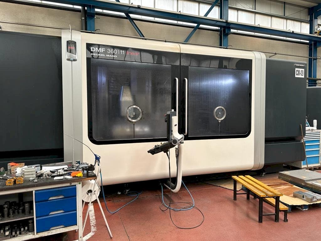 Prikaz stroja DECKEL MAHO DMF 360-11 sprijeda
