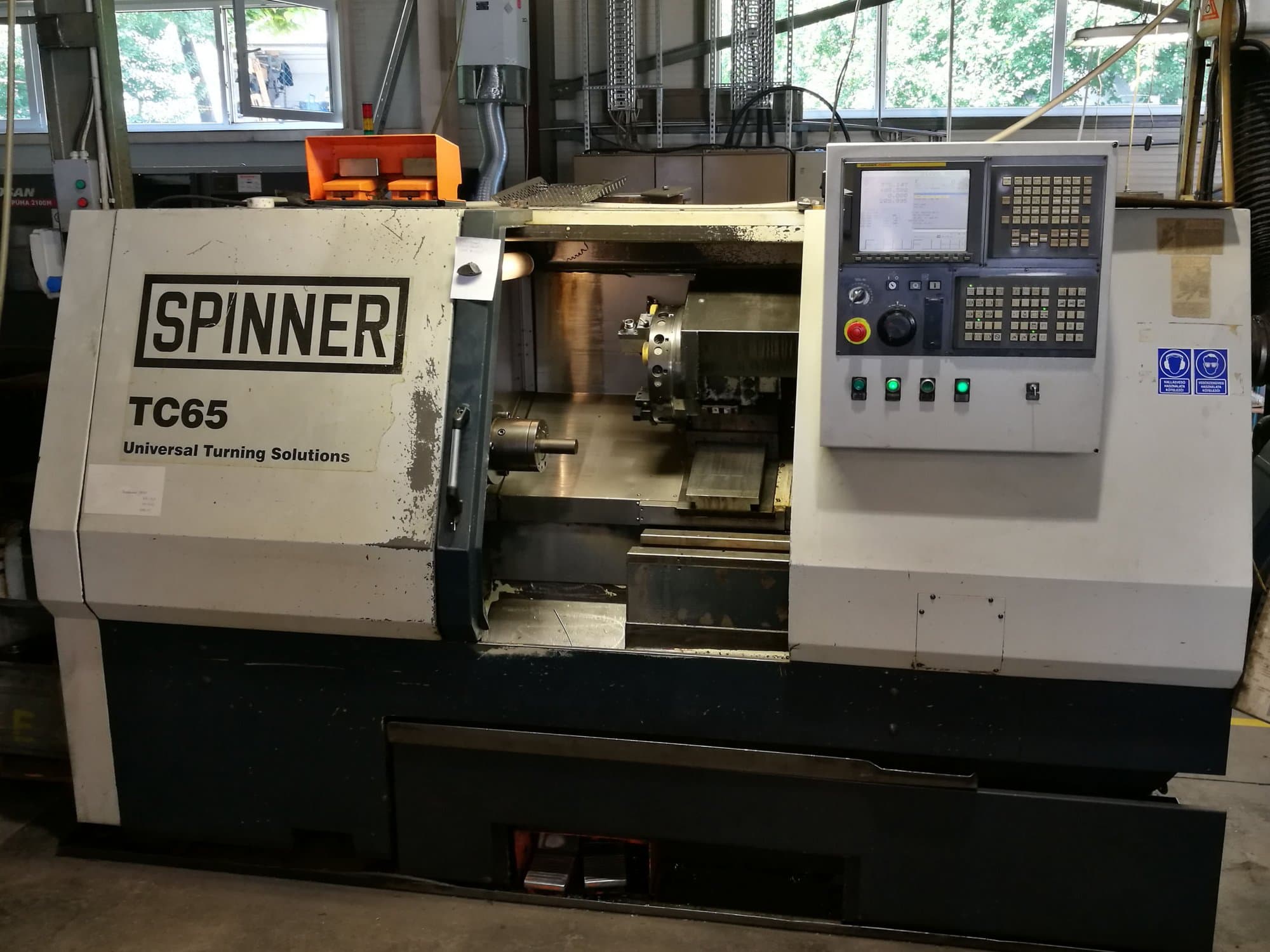 Prikaz stroja SPINNER TC 65 MC sprijeda