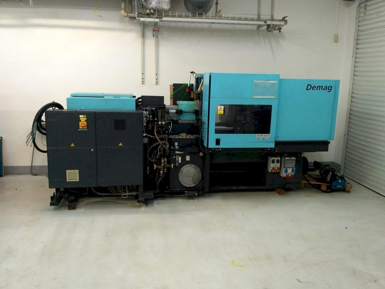 Prikaz stroja DEMAG Ergotech Concept 800/420-310 sprijeda
