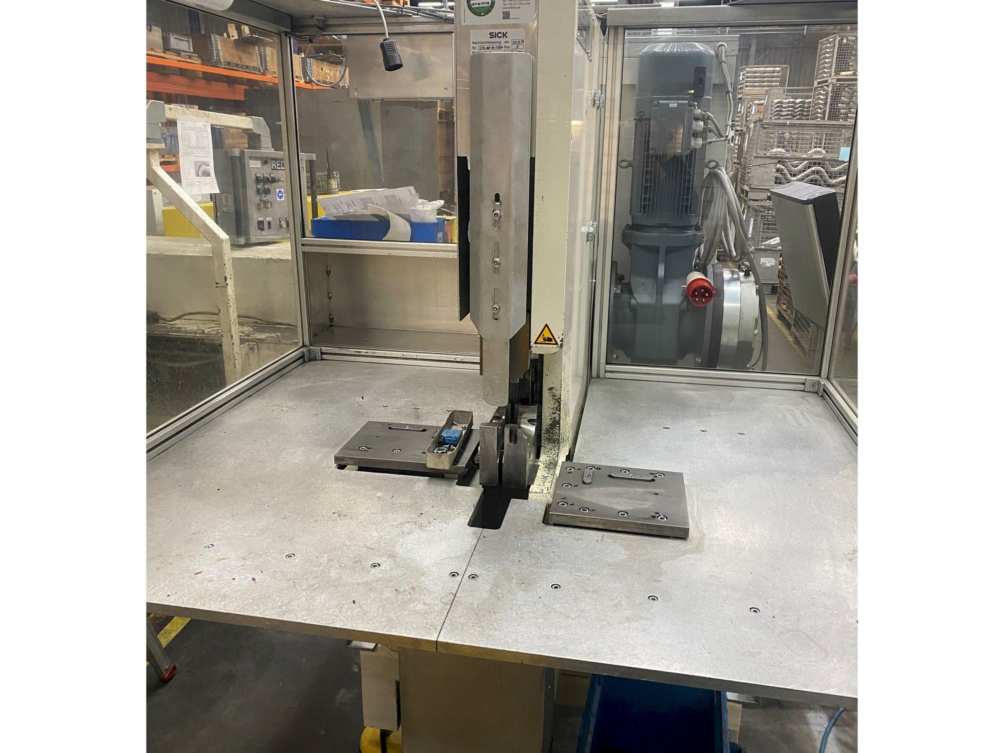 Prikaz stroja Schmidt und Remmert EMT80-2-F01 sprijeda