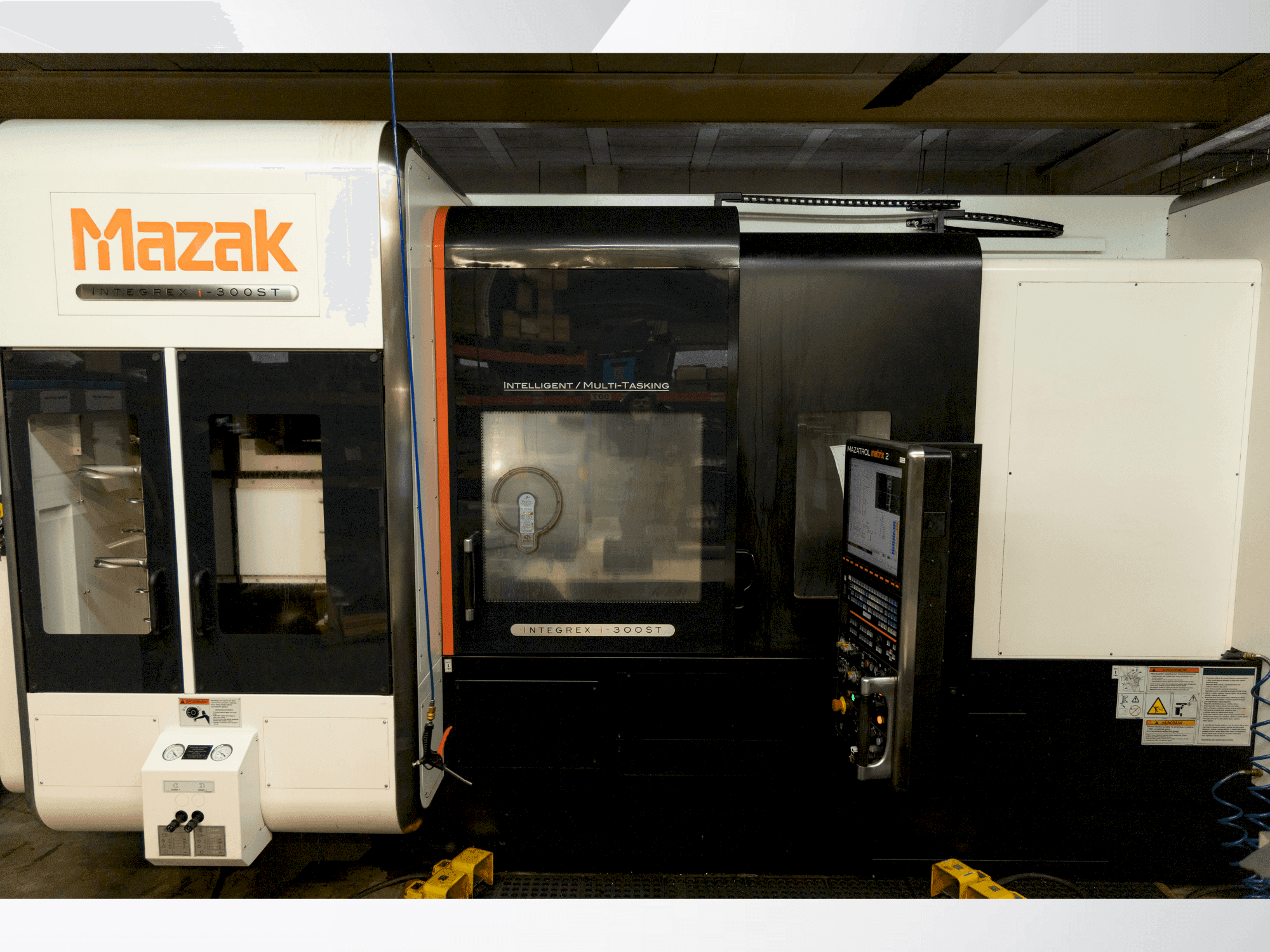 Prikaz stroja Mazak Integrex i-300ST-1500U sprijeda