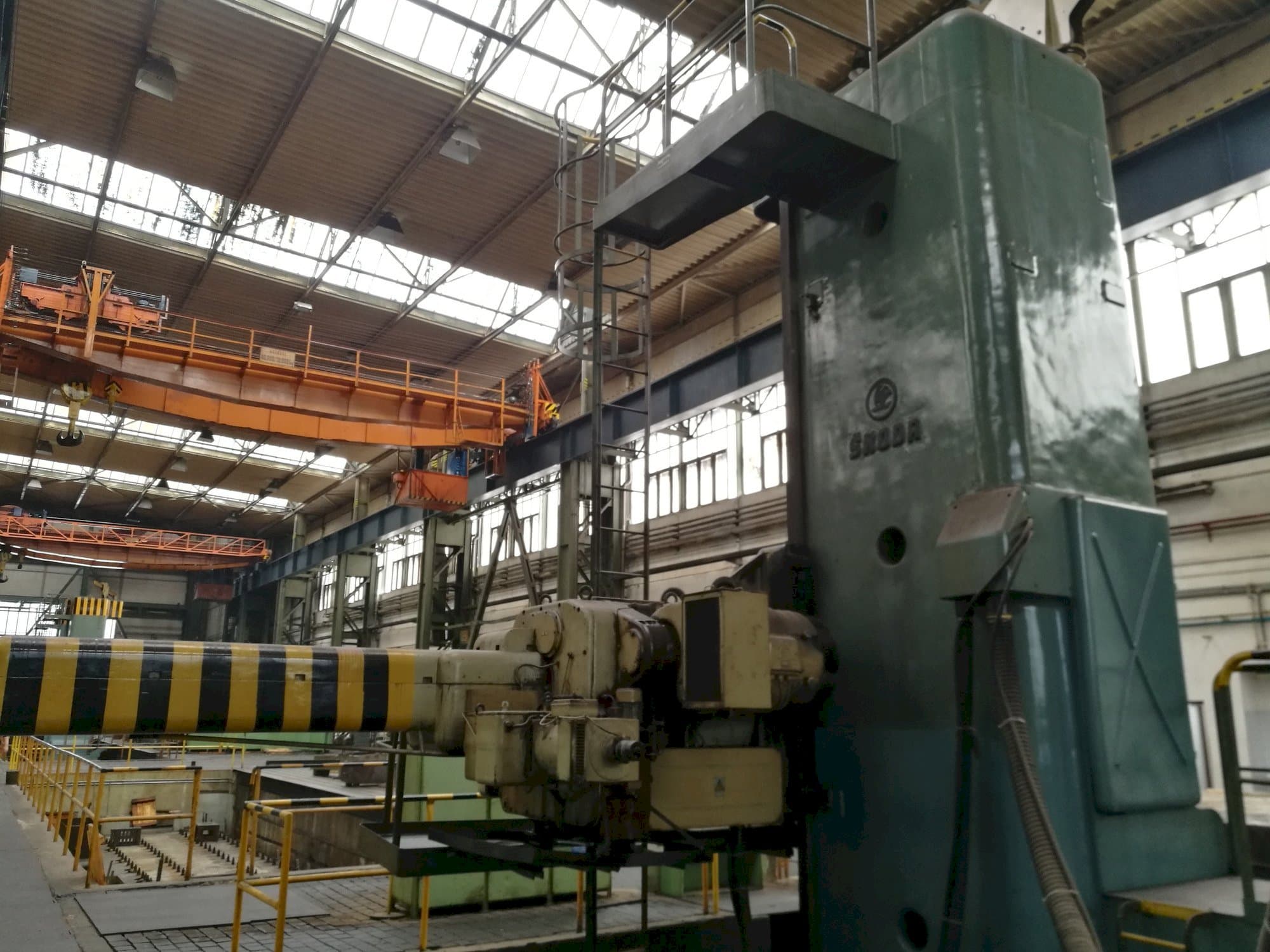 Prikaz  stroja SKODA WDA 200  sprijeda