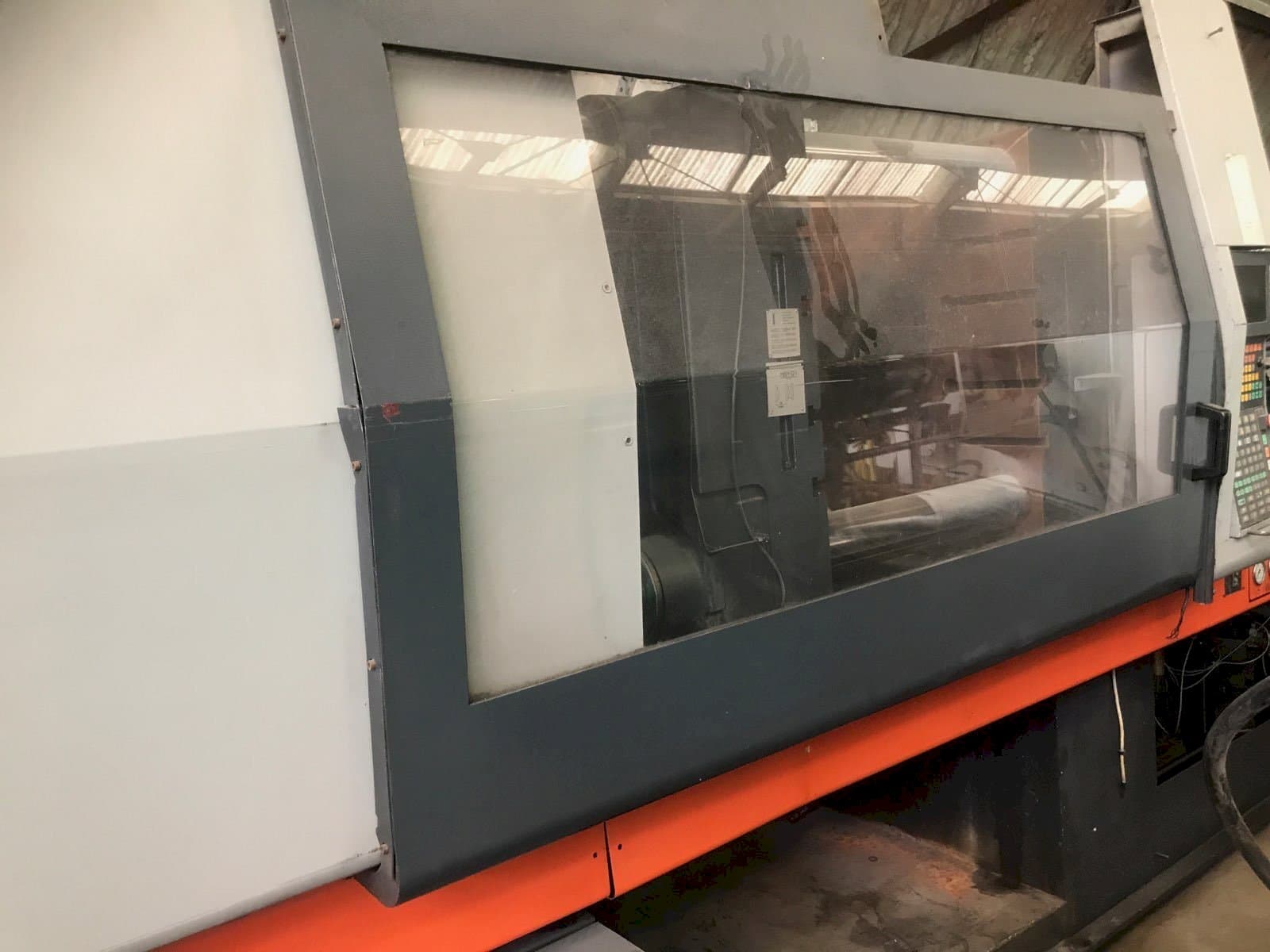 Prikaz stroja SANDRETTO Otto 2054/380 sprijeda