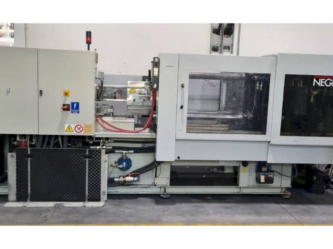 Prikaz stroja Negri Bossi V210 sprijeda