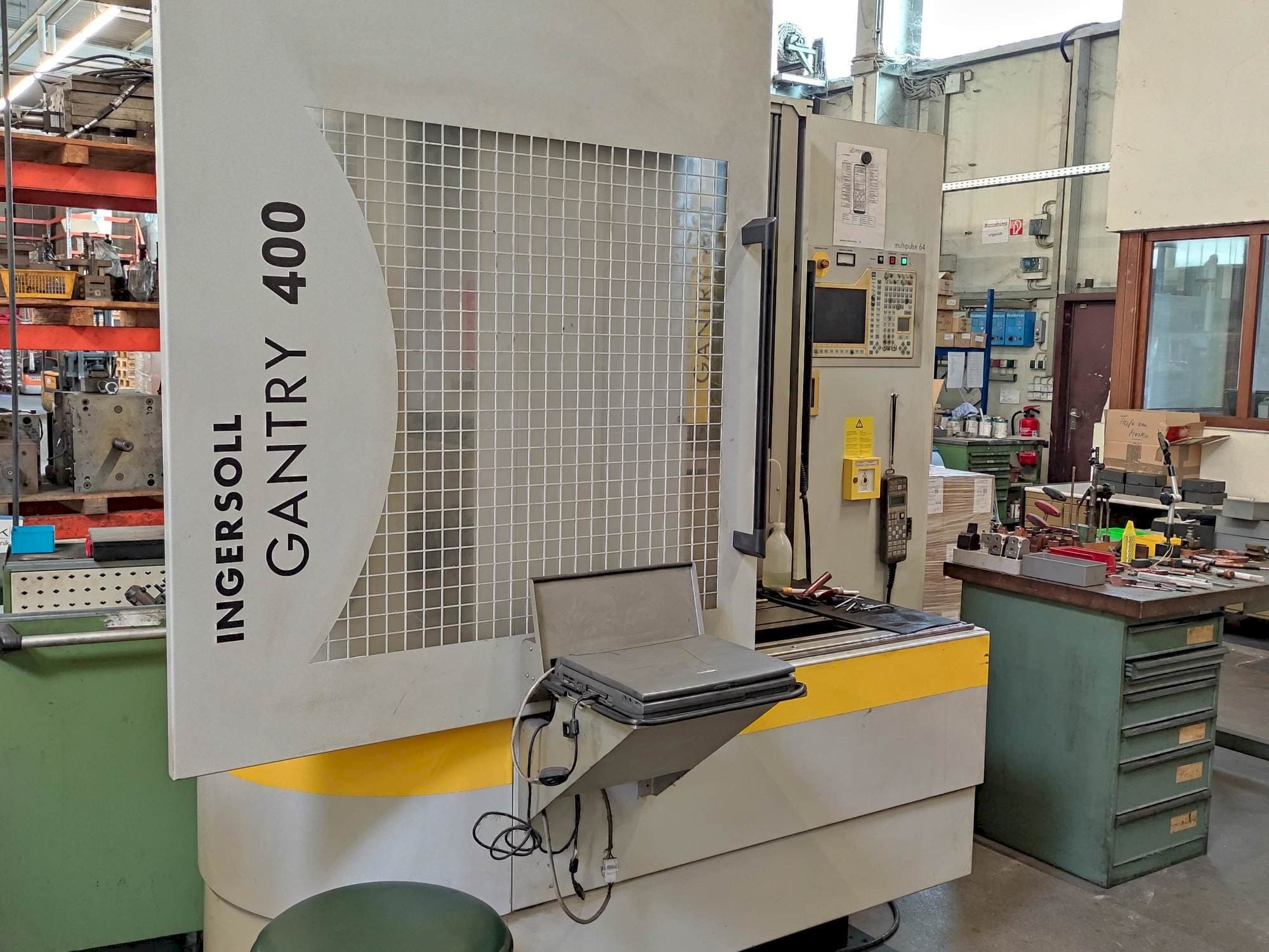 Prikaz stroja INGERSOLL GANTRY 400 sprijeda