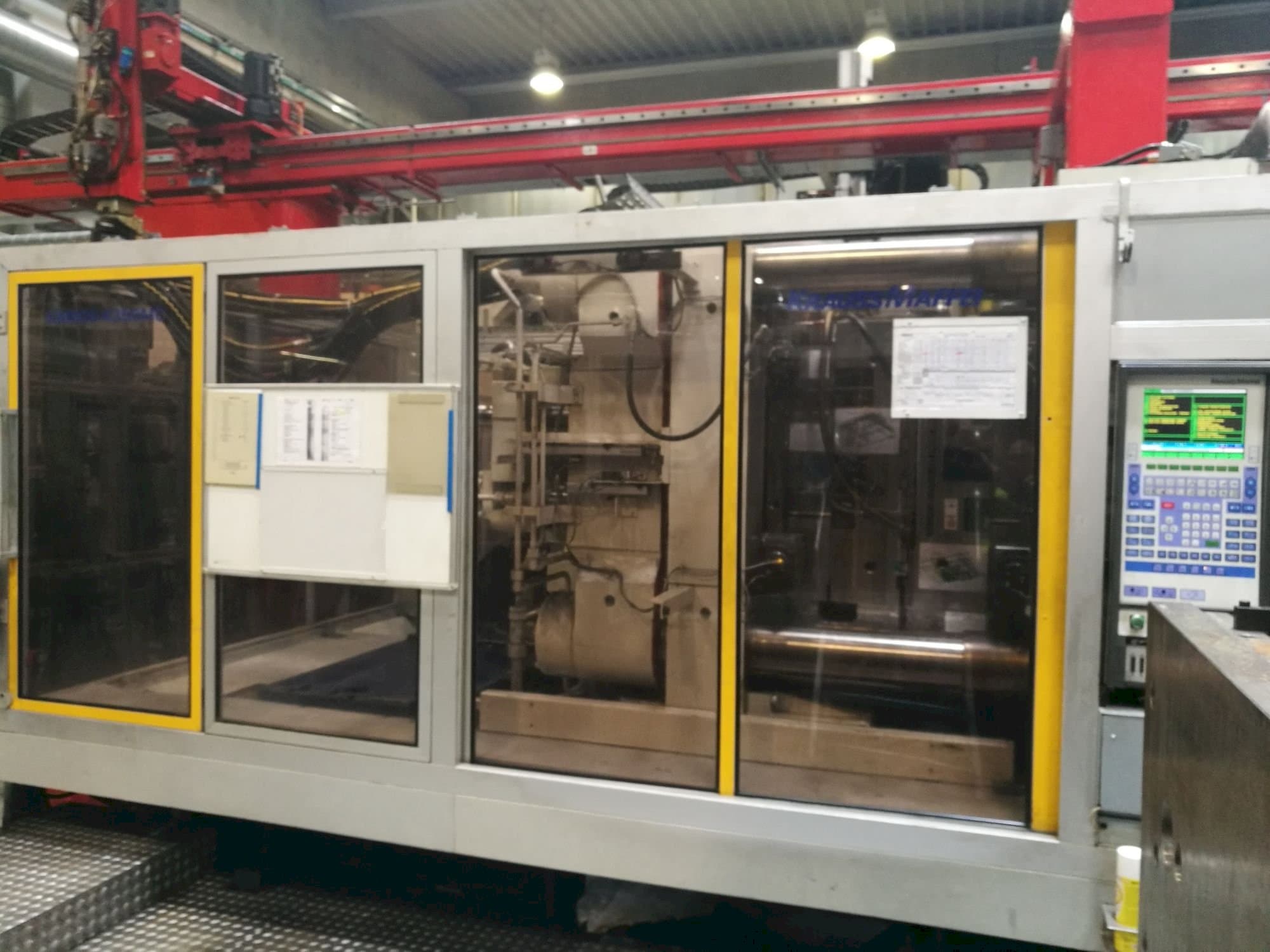 Prikaz stroja Krauss Maffei 800-4350 MC sprijeda