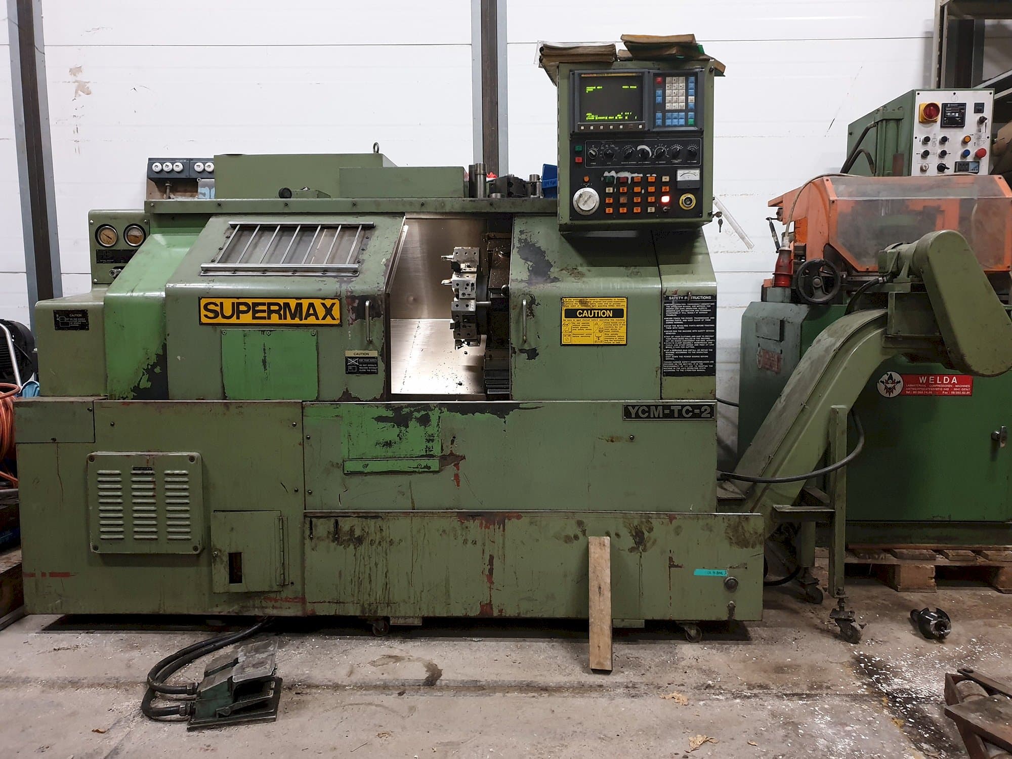 Prikaz stroja SUPERMAX YCM-TC-2 sprijeda