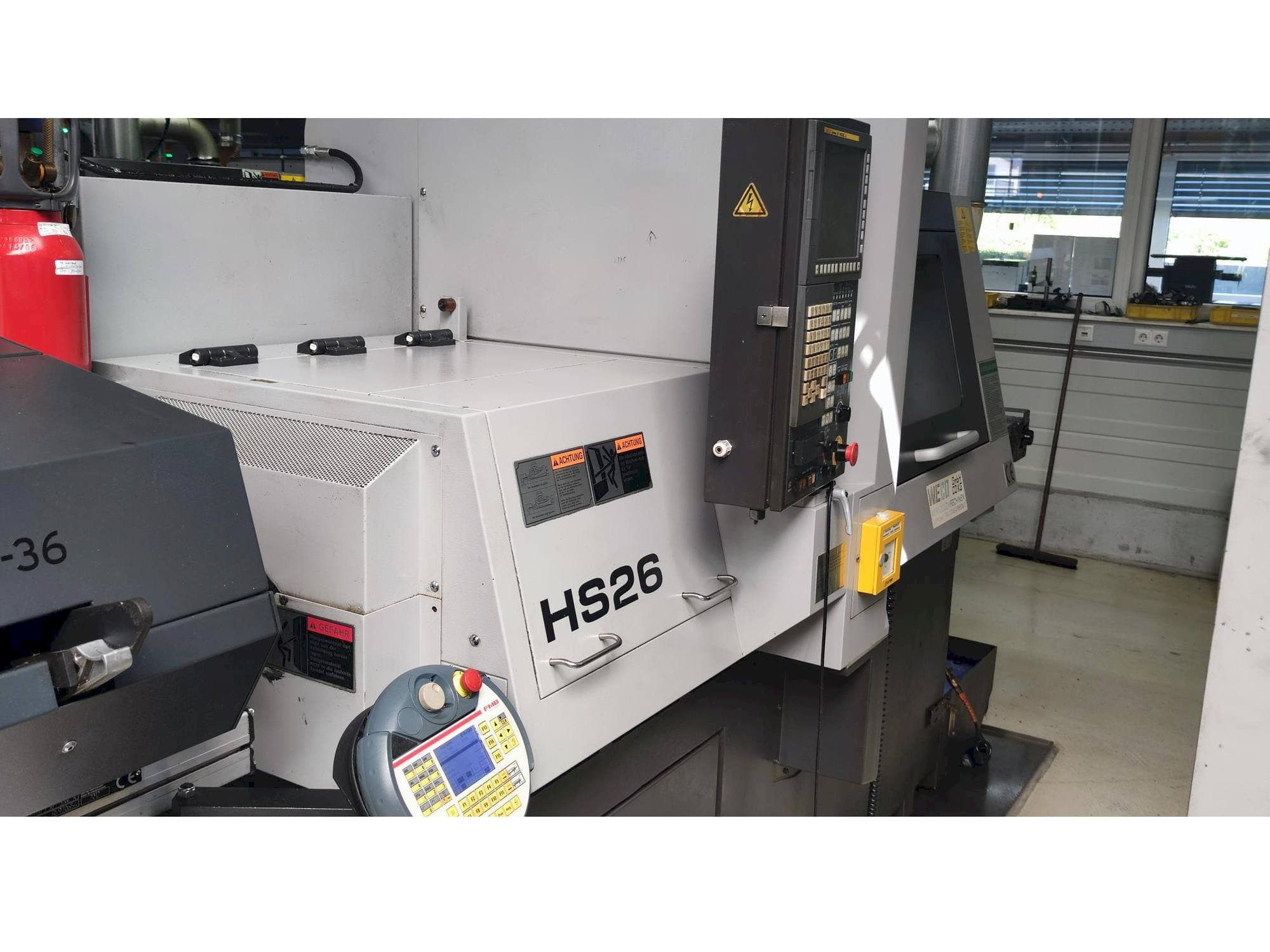 Prikaz lijeve strane stroja TSUGAMI HS26