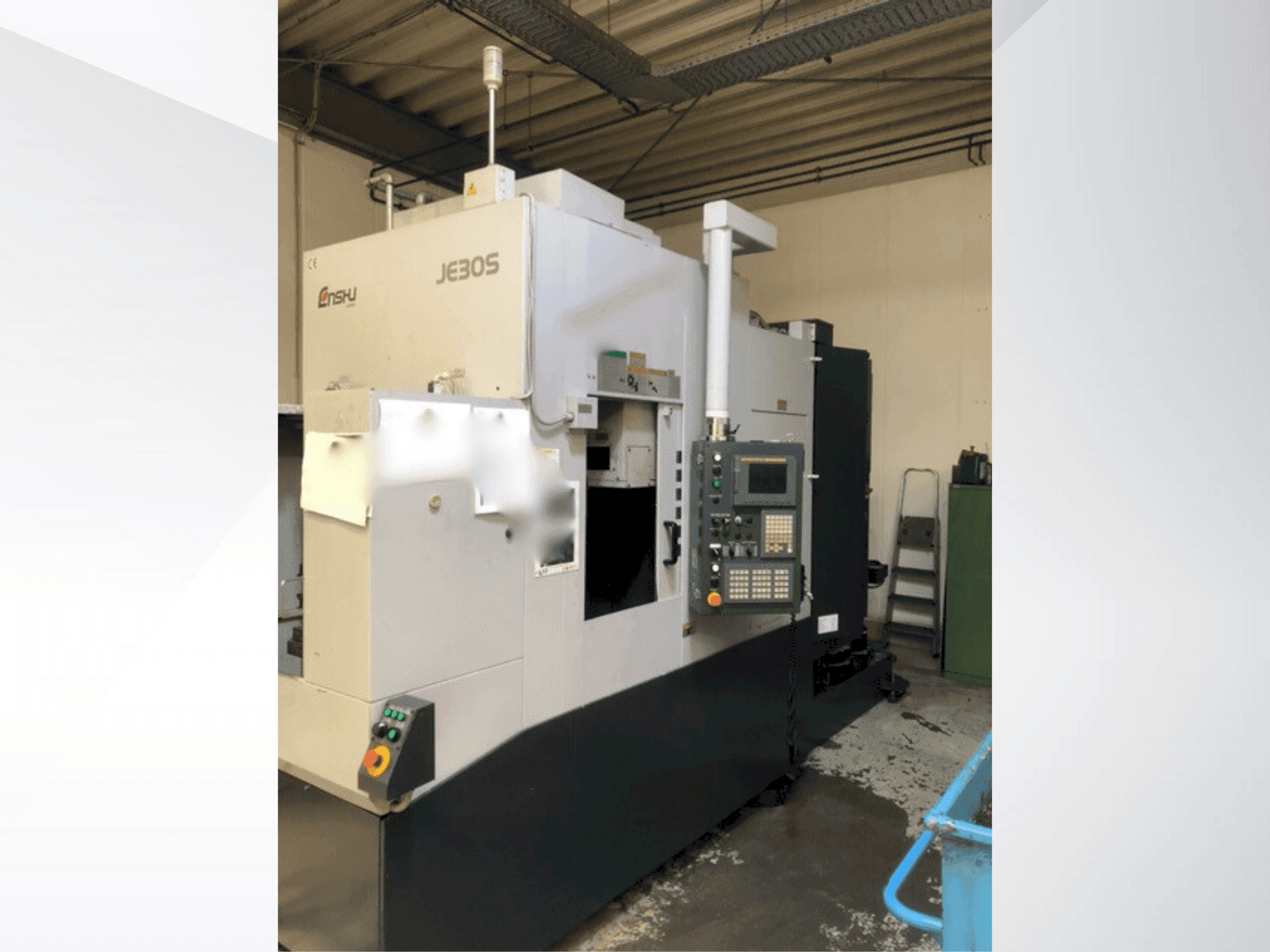 Prikaz  stroja Enshu Je30S  sprijeda